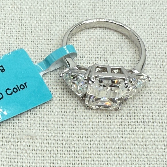 7.40 CTW Moissanite Three Stone Asscher Cut Ring 925 Silver Size 8 NWT - Picture 3 of 17